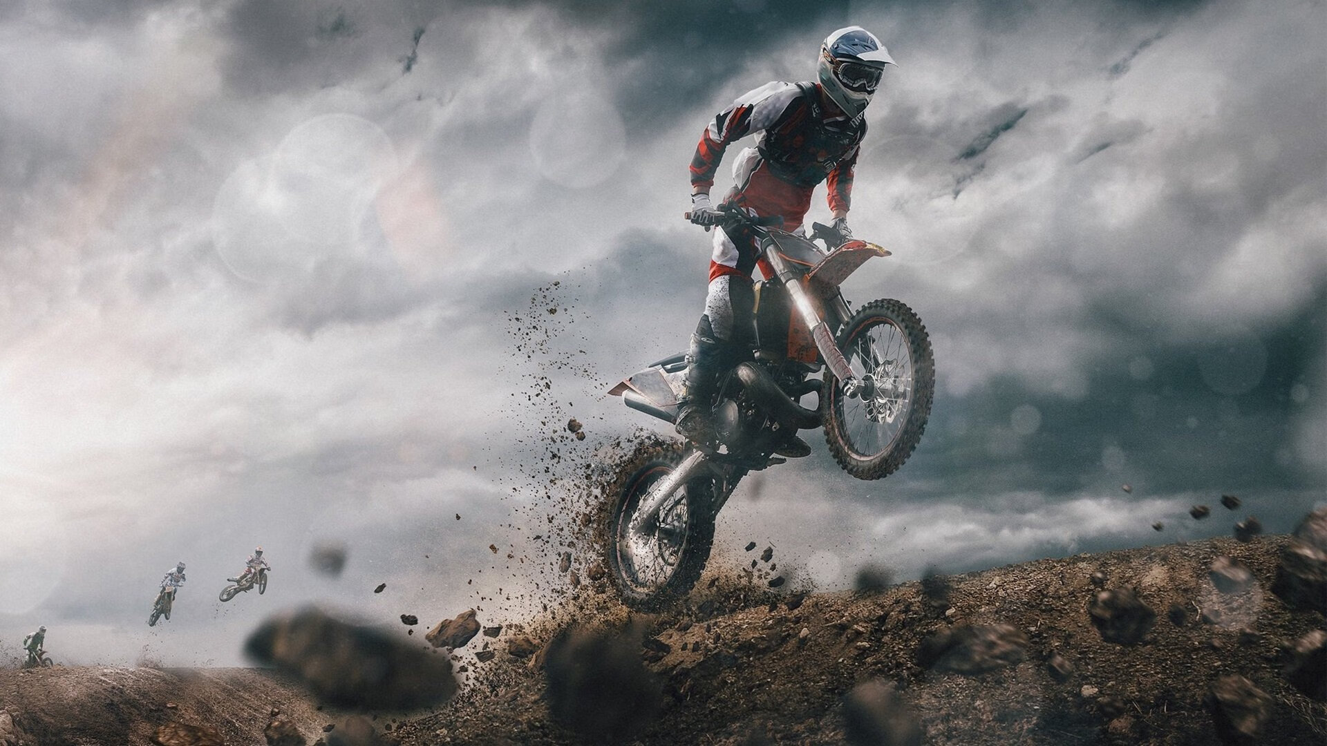 快船核心乔治自建训练营，支持青年球员成长，乔治在快船打什么位置